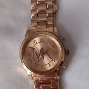 Michael Kors Watch MK-1038 Rose Gold Battery  Need To Be Changed